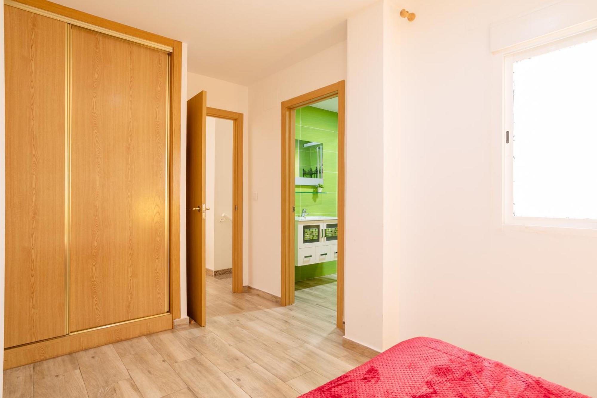 Apartamentos Centricos De San Leandro Alicante Exterior foto